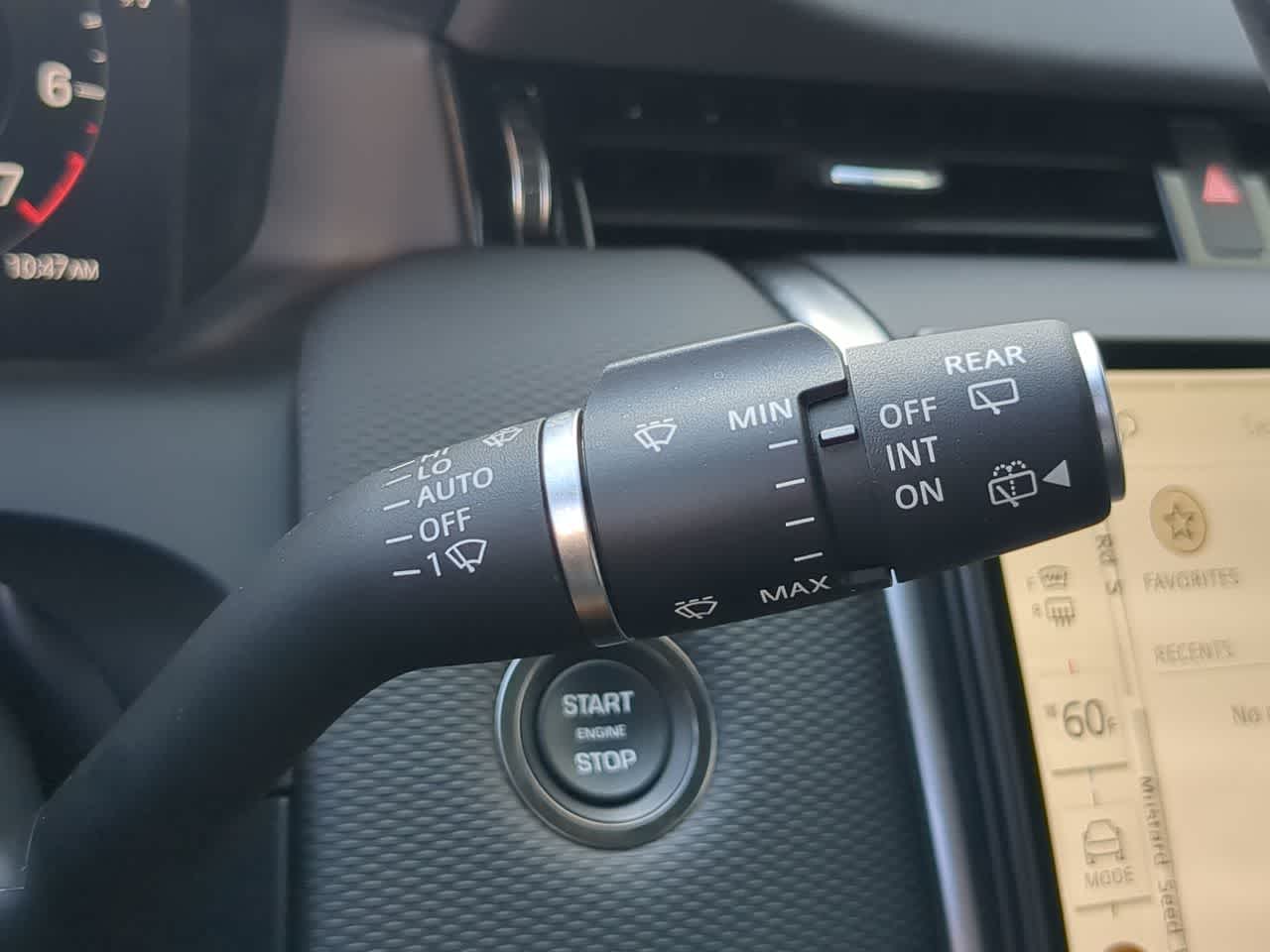 Thumbnail: 2025 Land Rover Discovery Sport - 28