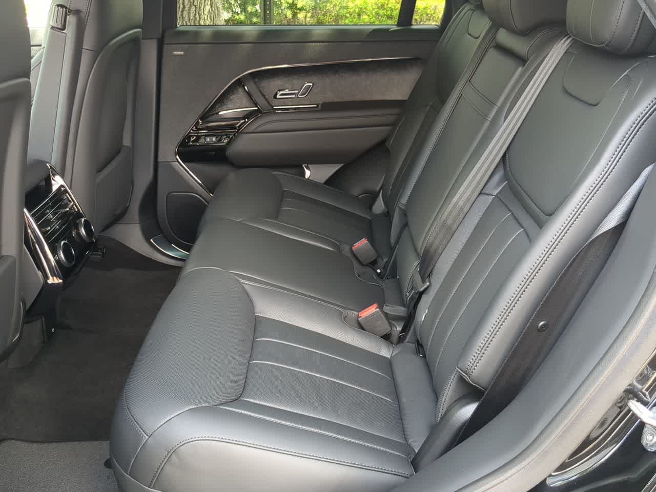 Thumbnail: 2026 Land Rover Range Rover Sport - 21