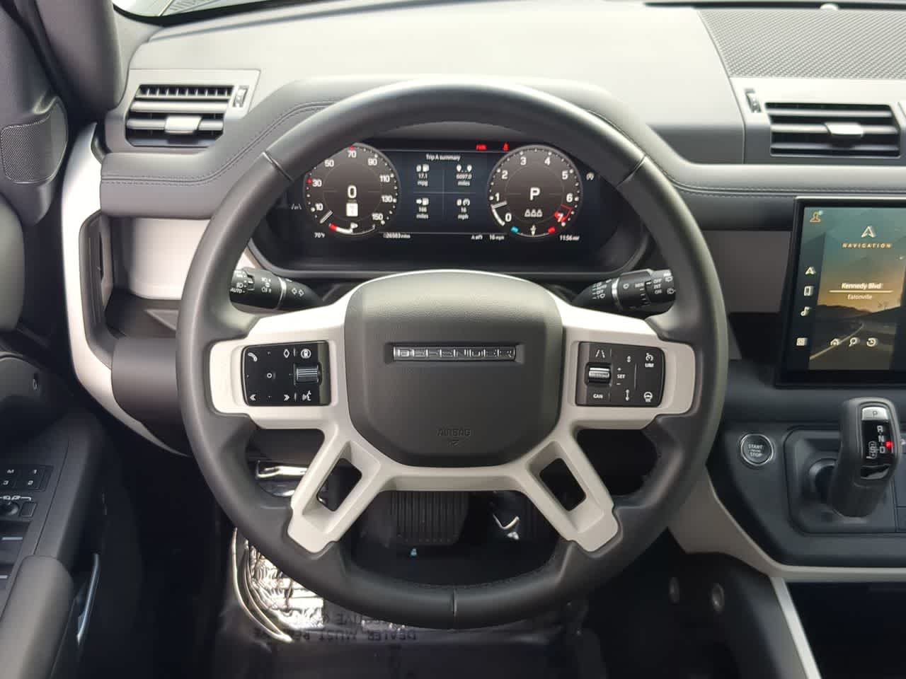 Thumbnail: 2025 Land Rover Defender - 24