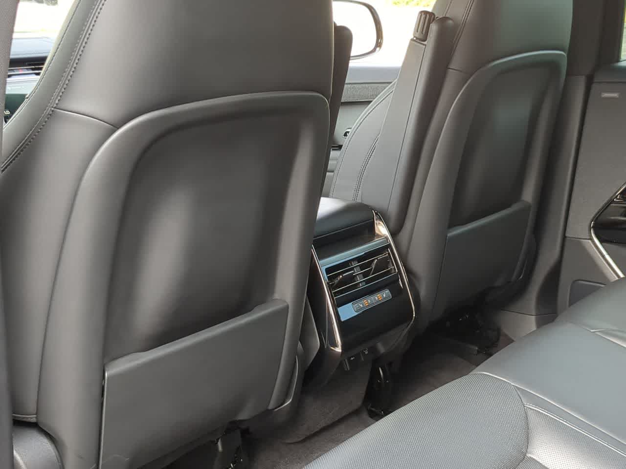 Thumbnail: 2025 Land Rover Range Rover Sport - 19