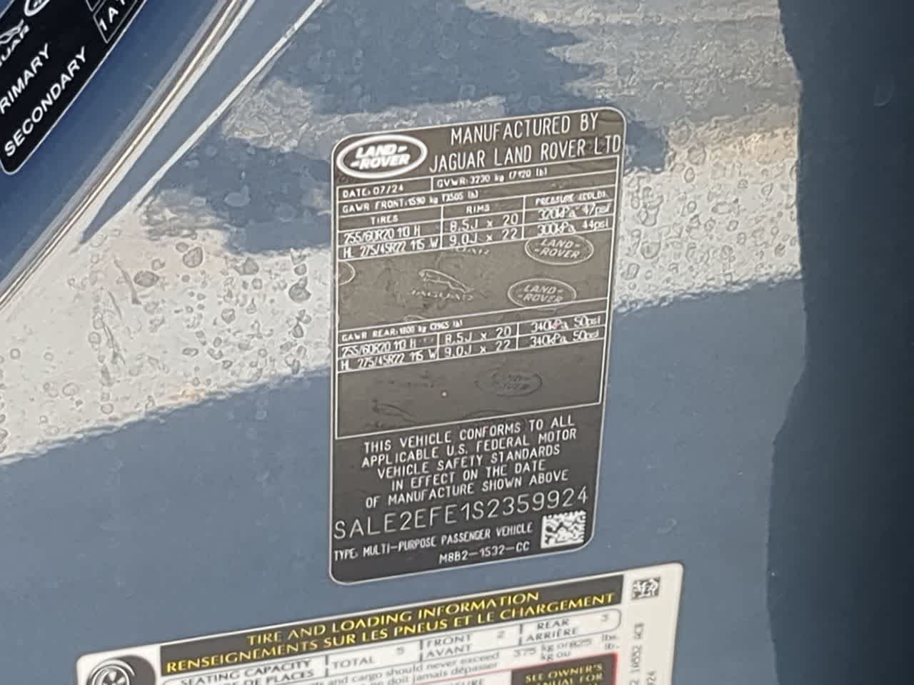 Thumbnail: 2025 Land Rover Defender - 36