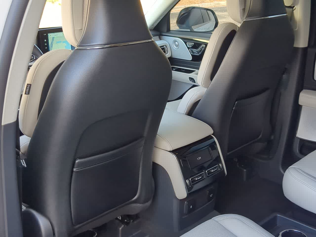 Thumbnail: 2025 Lincoln Aviator - 18