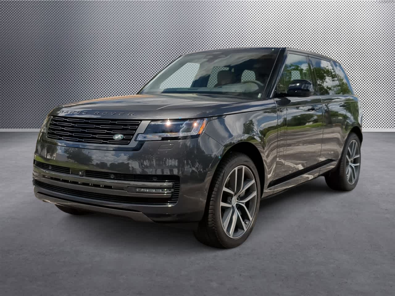 Thumbnail: 2025 Land Rover Range Rover - 4