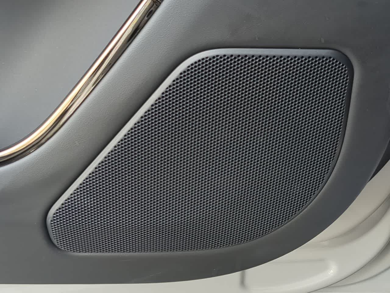 Thumbnail: 2025 Land Rover Range Rover Sport - 32