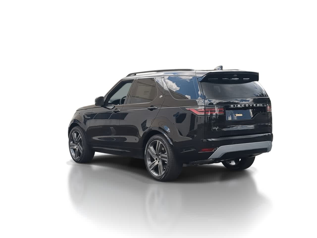 Thumbnail: 2026 Land Rover Discovery - 6