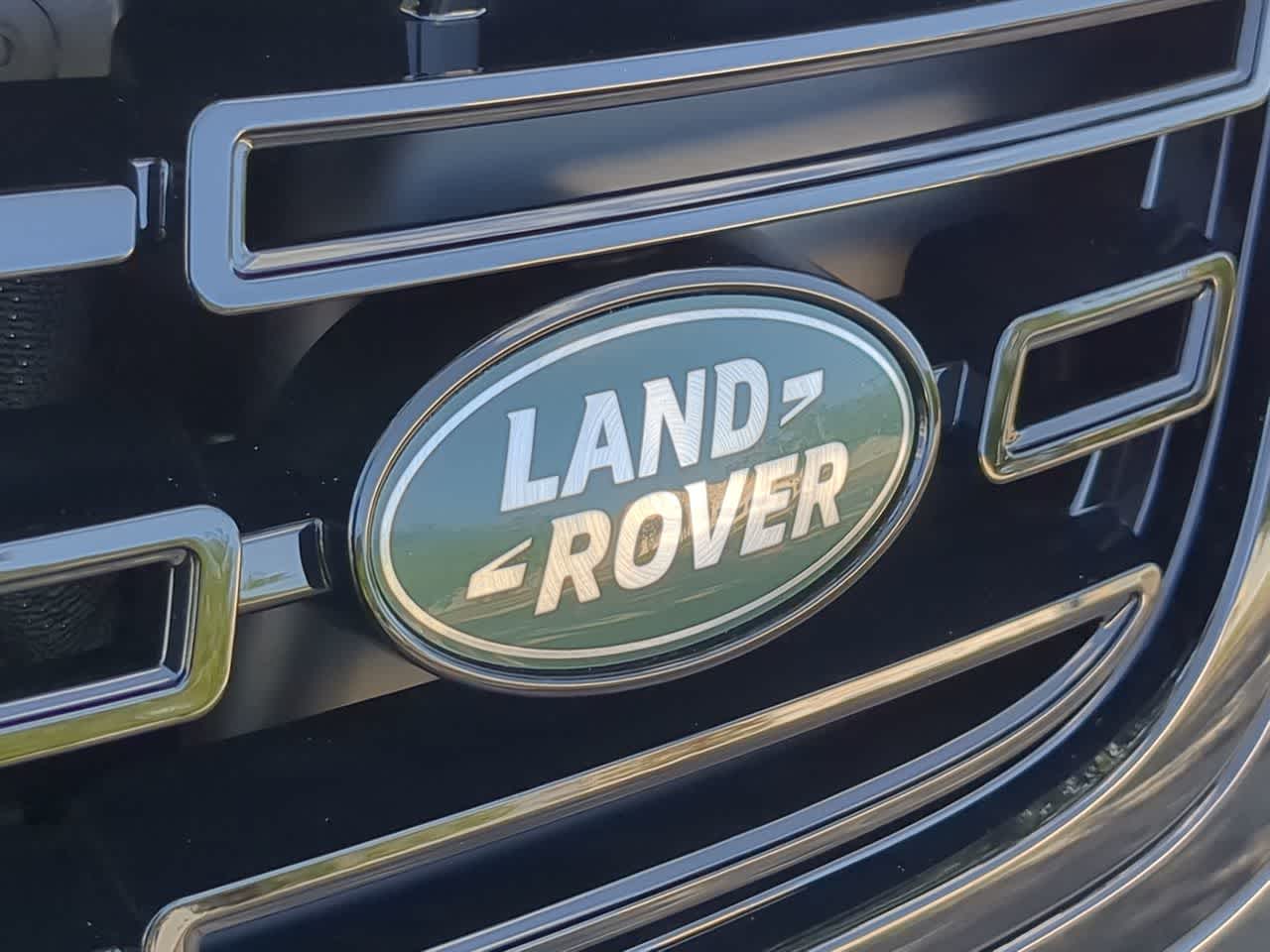 Thumbnail: 2026 Land Rover Range Rover Velar - 12