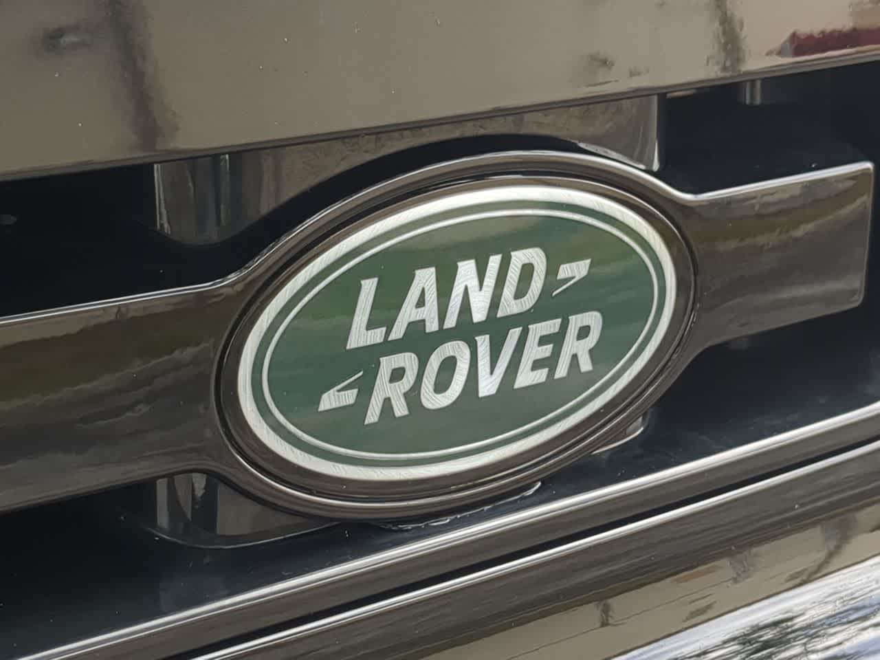 Thumbnail: 2025 Land Rover Defender - 12