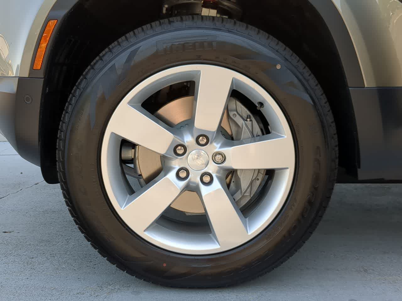 Thumbnail: 2025 Land Rover Defender - 14