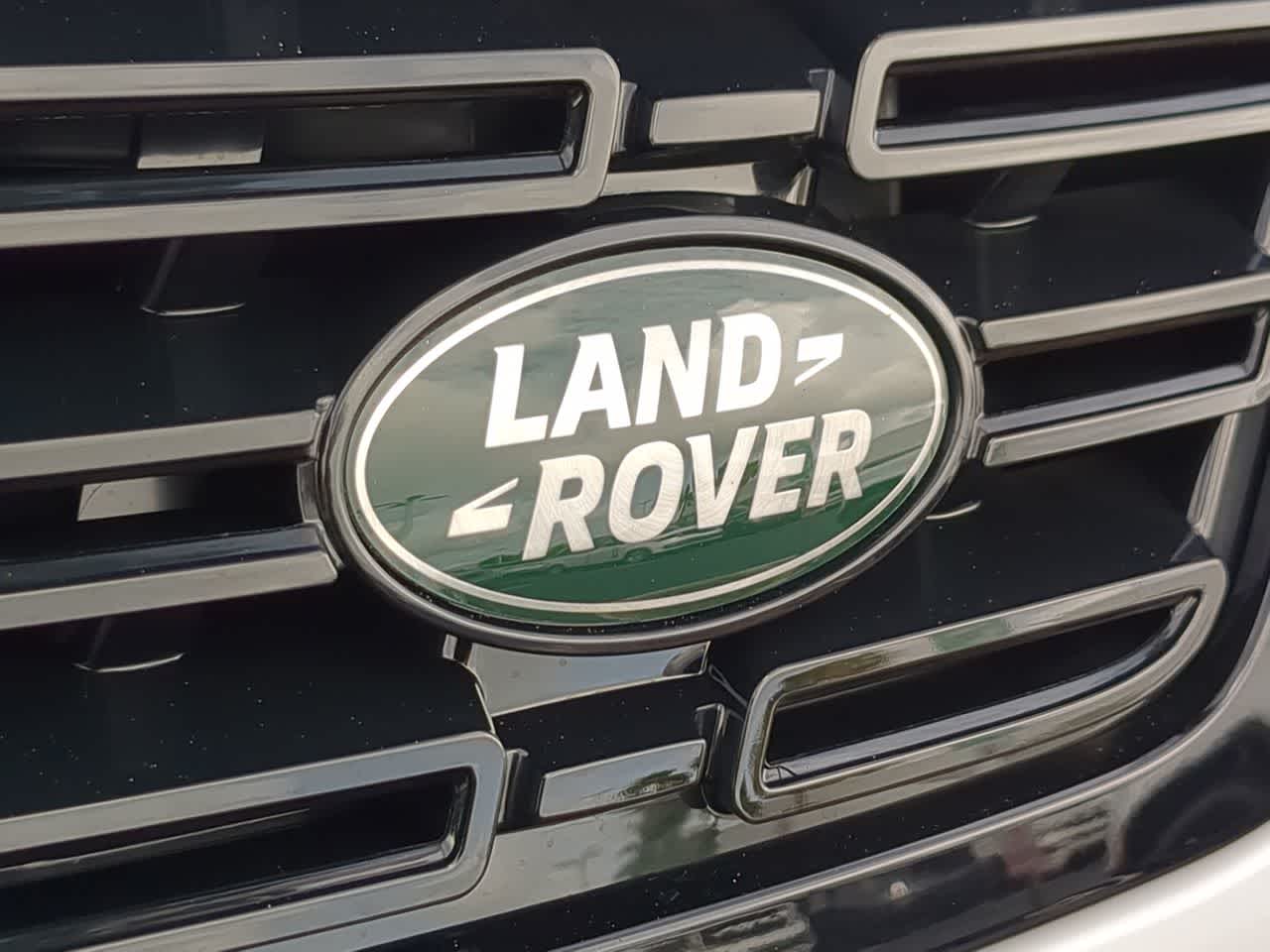 Thumbnail: 2025 Land Rover Range Rover Sport - 11