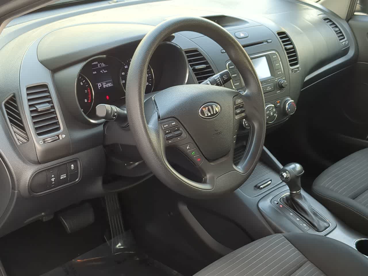 Thumbnail: 2016 Kia Forte - 10