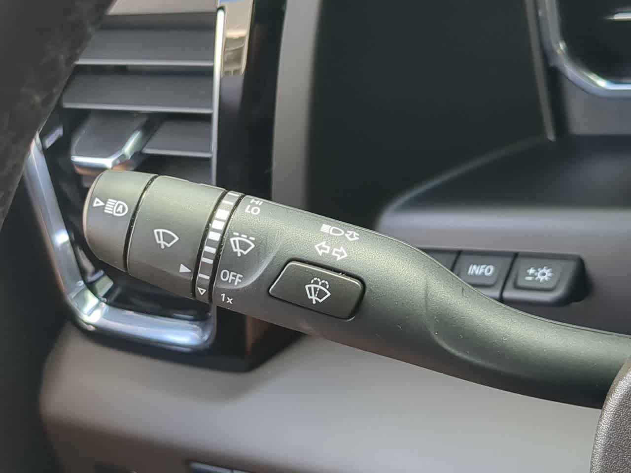 Thumbnail: 2025 GMC Sierra 1500 - 28