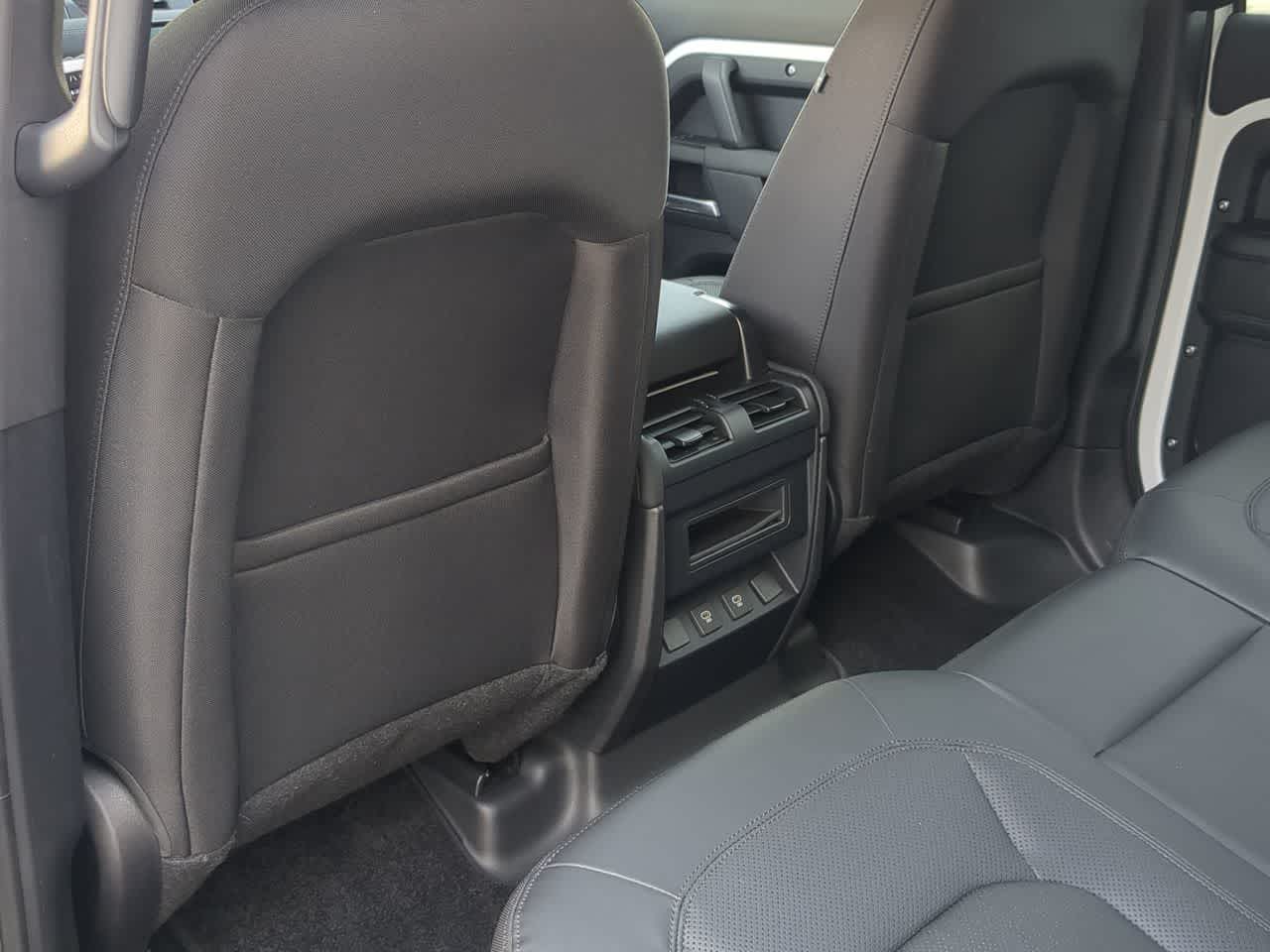 Thumbnail: 2025 Land Rover Defender - 19