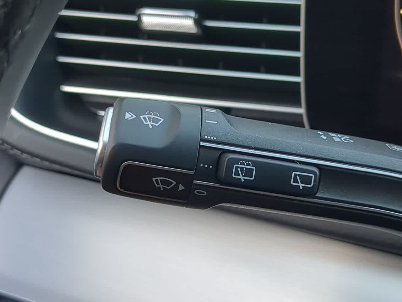 Thumbnail: 2025 Mercedes-Benz GLS - 27