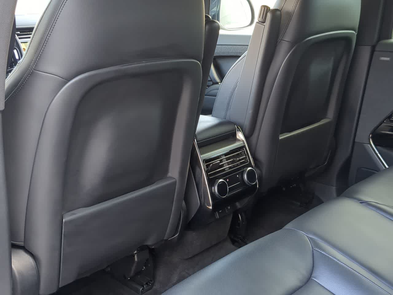 Thumbnail: 2024 Land Rover Range Rover Sport - 17