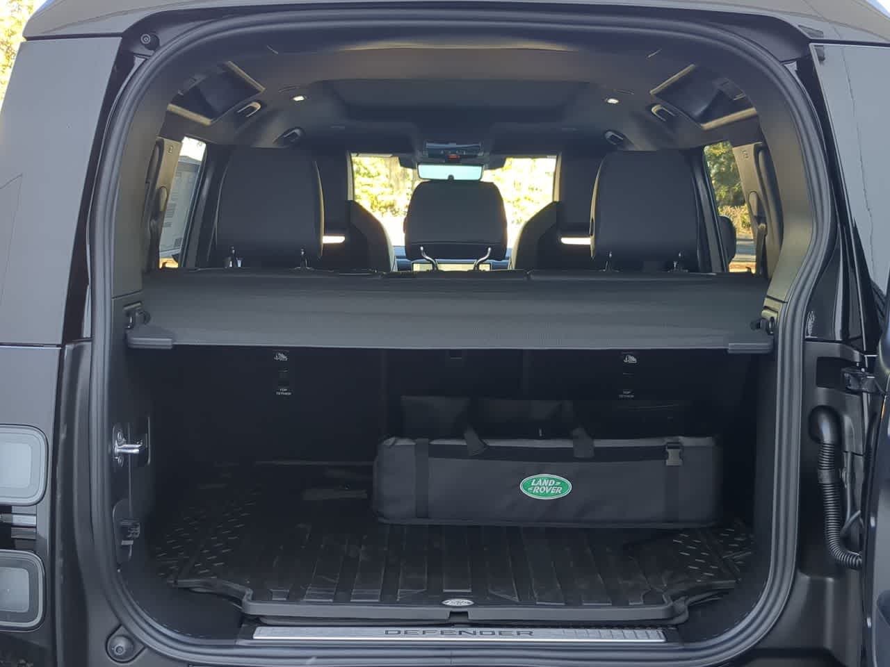 Thumbnail: 2026 Land Rover Defender - 37