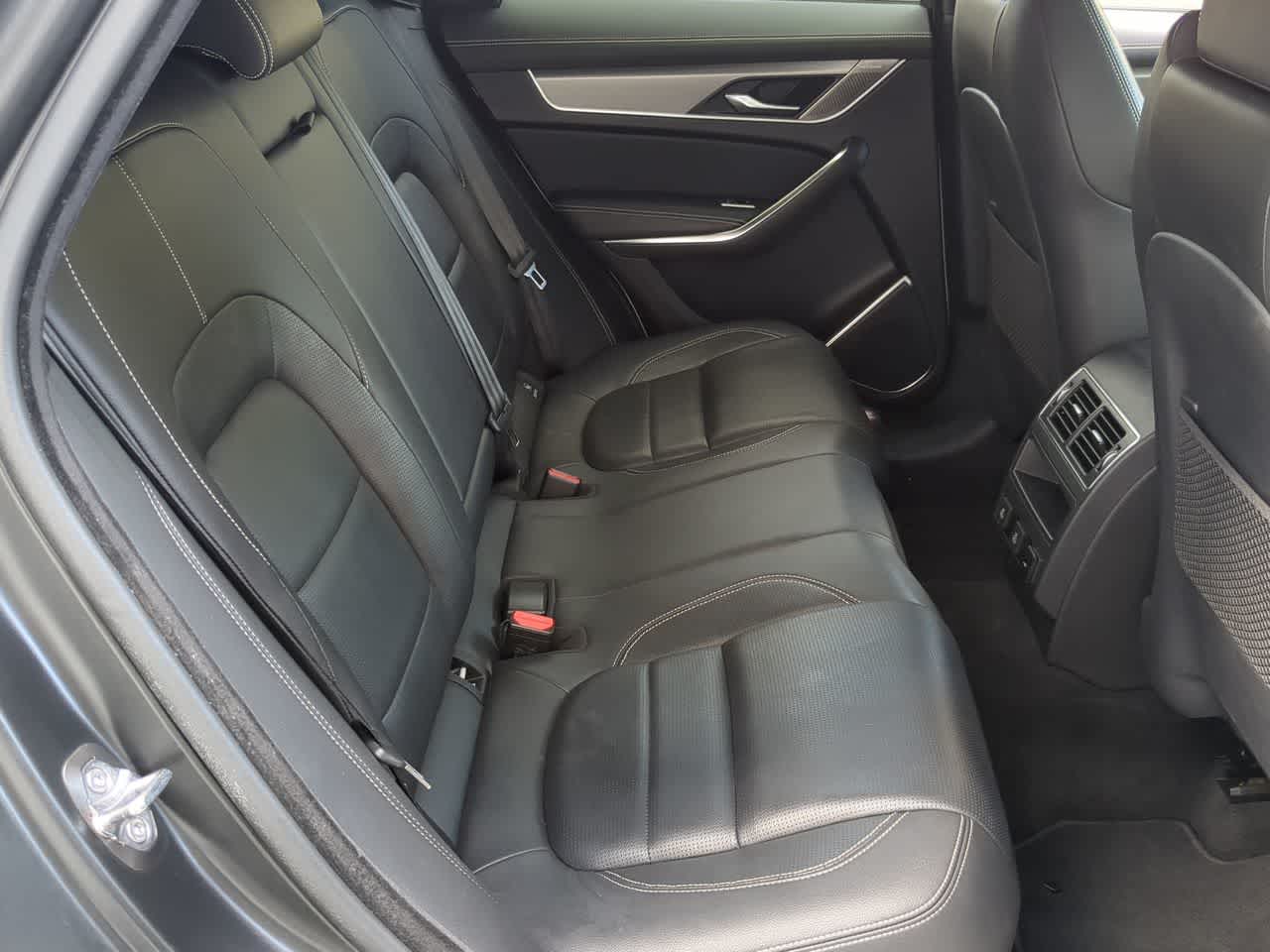 Thumbnail: 2025 Jaguar F-Pace - 20