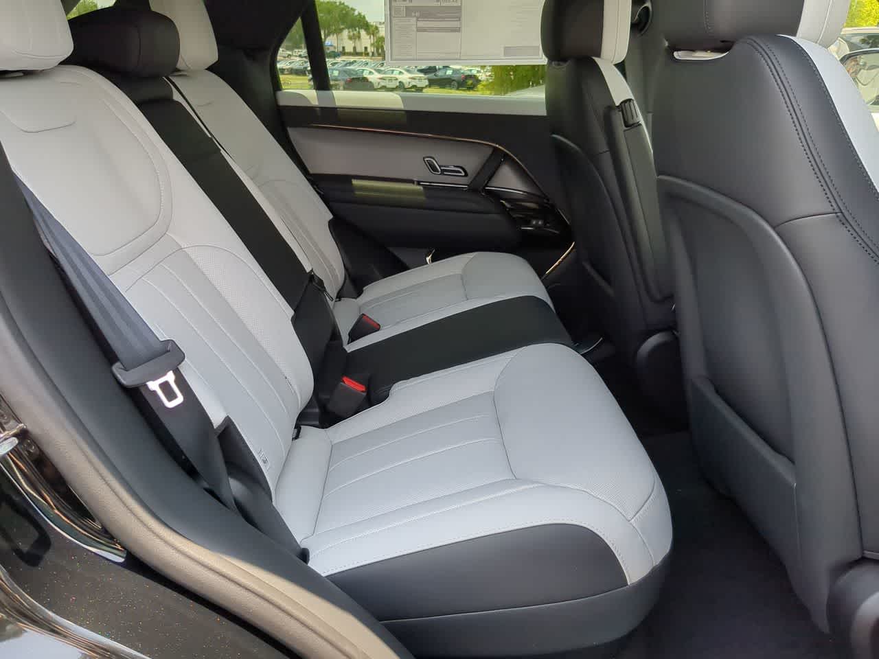 Thumbnail: 2025 Land Rover Range Rover Sport - 22