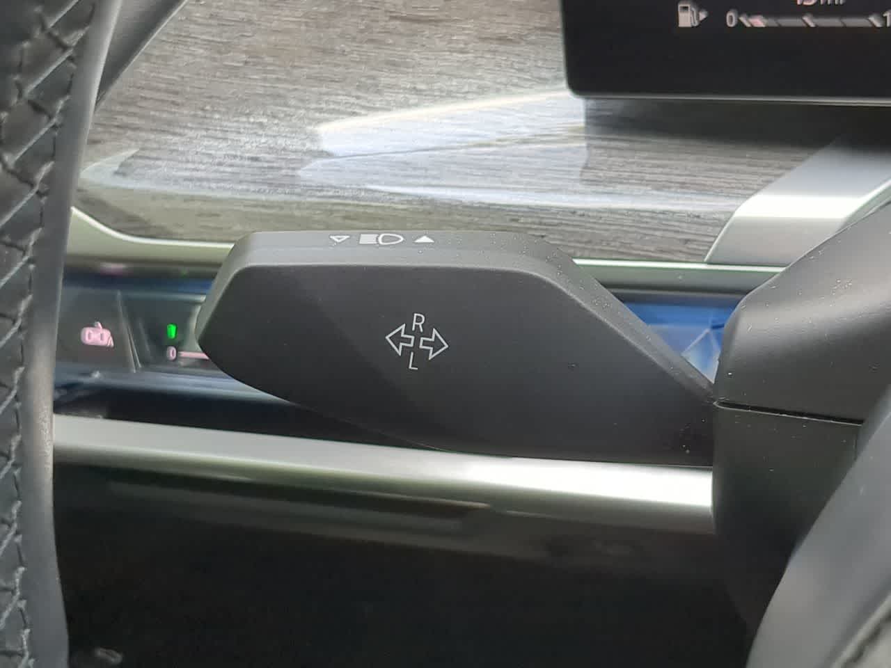 Thumbnail: 2023 BMW 7 Series - 29