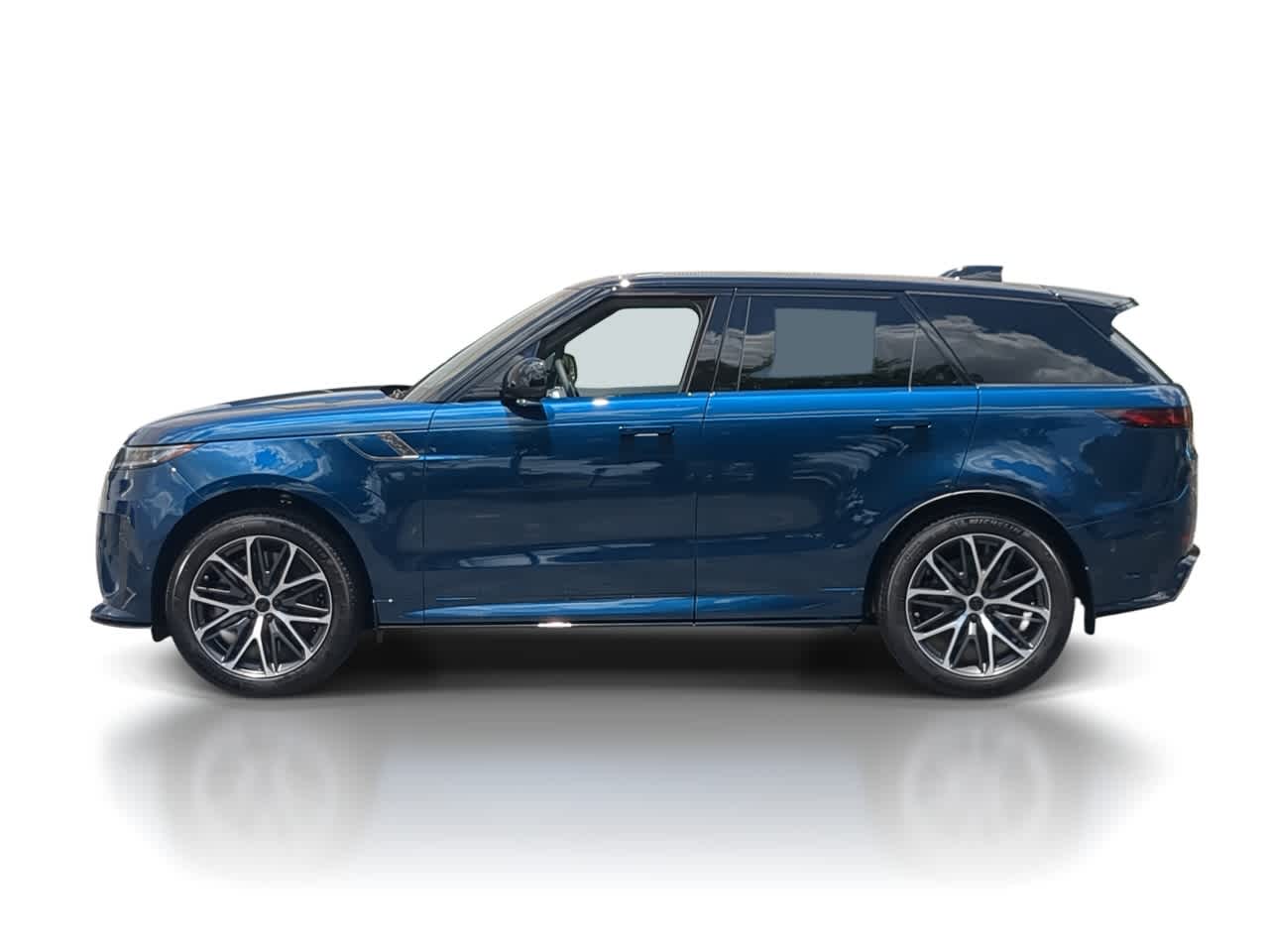Thumbnail: 2026 Land Rover Range Rover Sport - 5