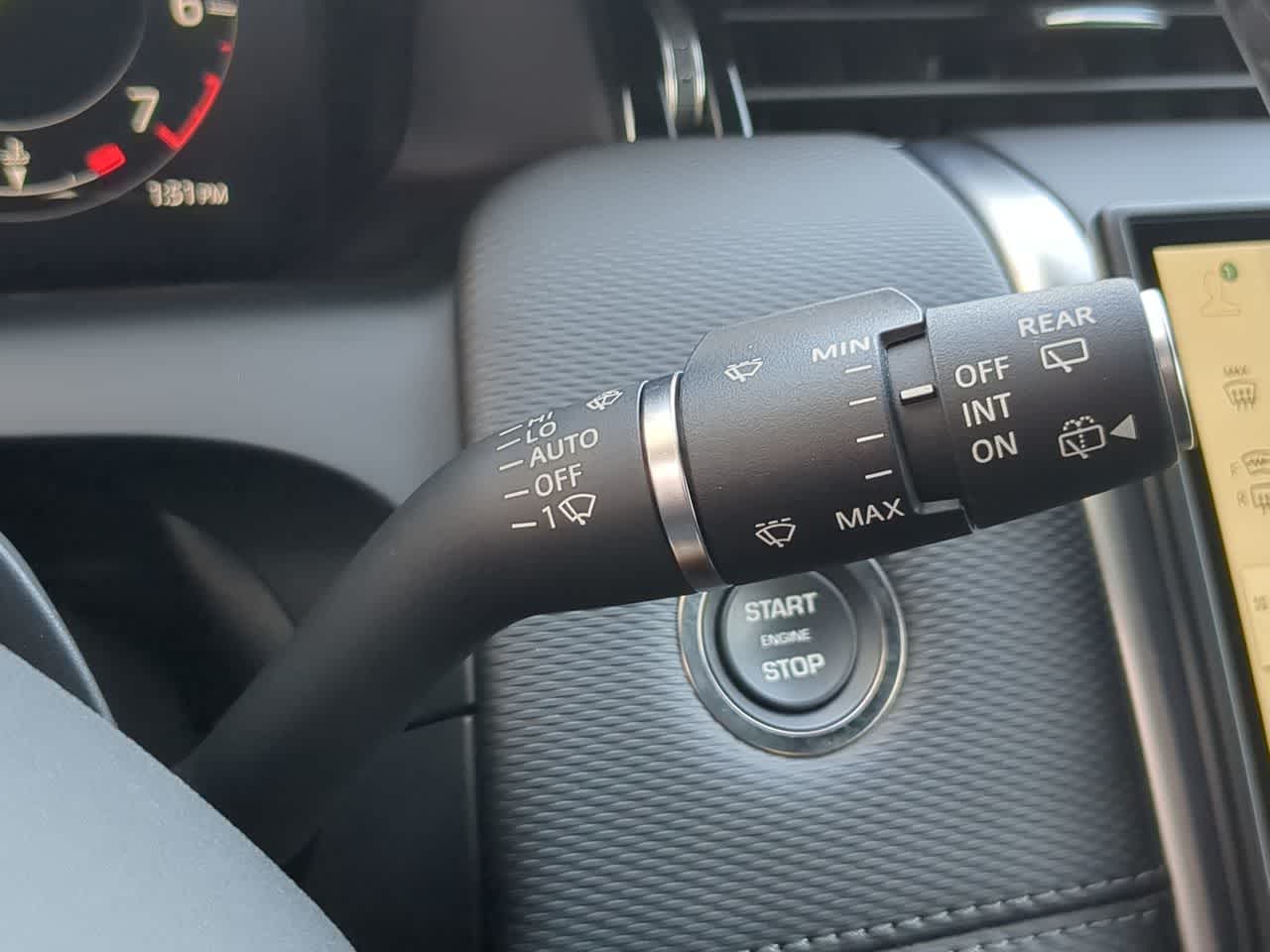 Thumbnail: 2025 Land Rover Discovery Sport - 26