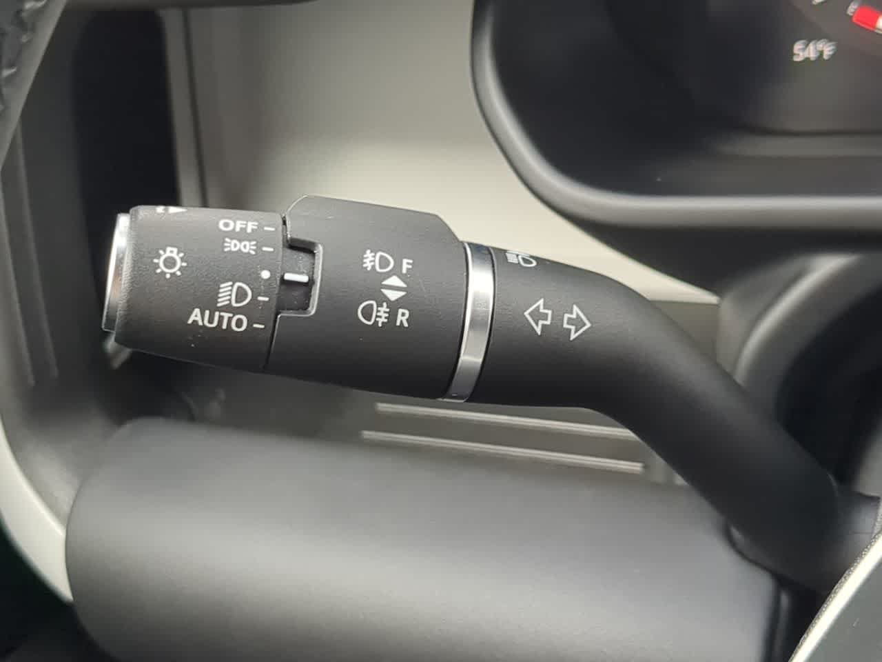 Thumbnail: 2025 Land Rover Defender - 28