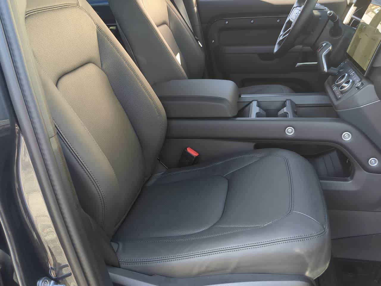 Thumbnail: 2026 Land Rover Defender - 24