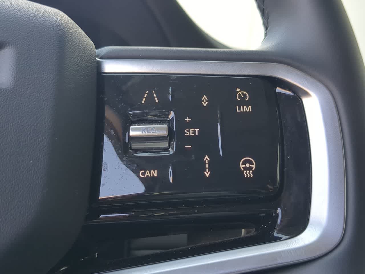 Thumbnail: 2025 Land Rover Discovery Sport - 27