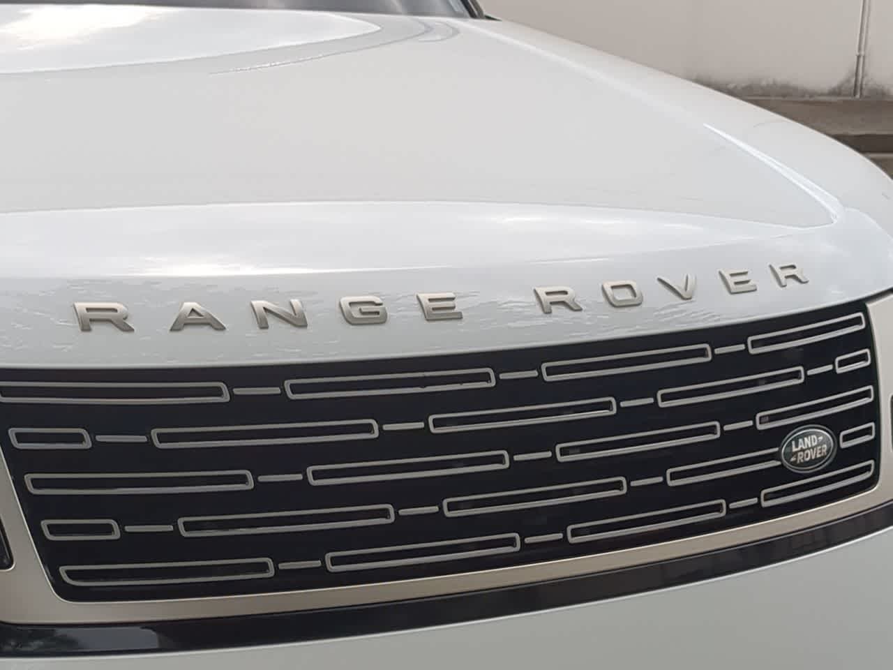 Thumbnail: 2025 Land Rover Range Rover - 13