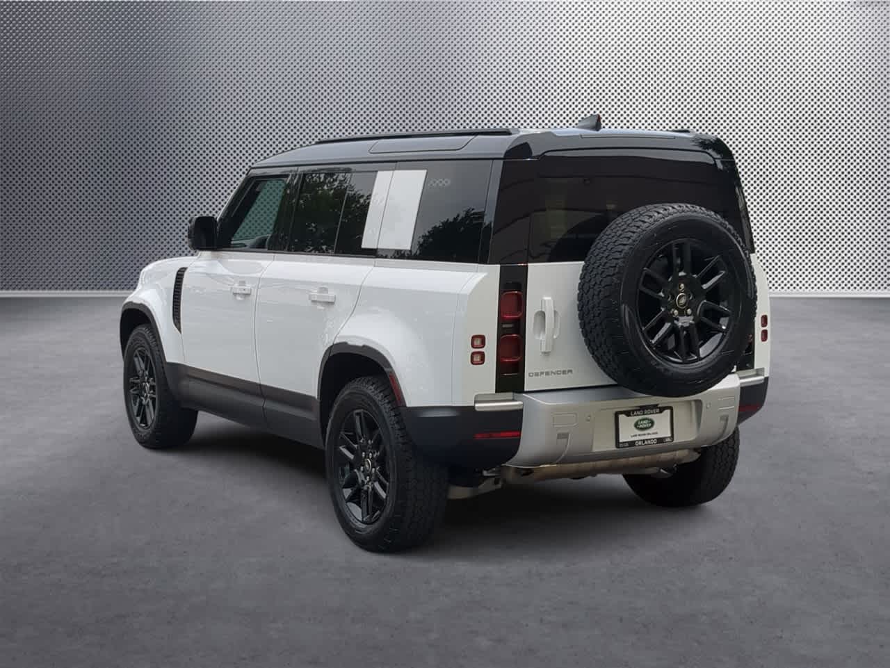Thumbnail: 2025 Land Rover Defender - 6