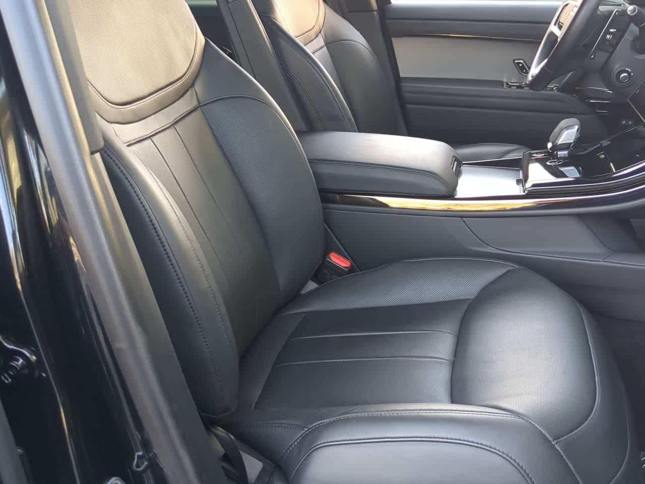 Thumbnail: 2025 Land Rover Range Rover Sport - 24