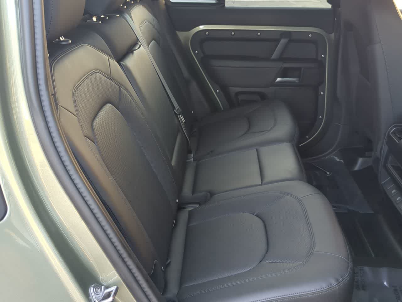 Thumbnail: 2025 Land Rover Defender - 21