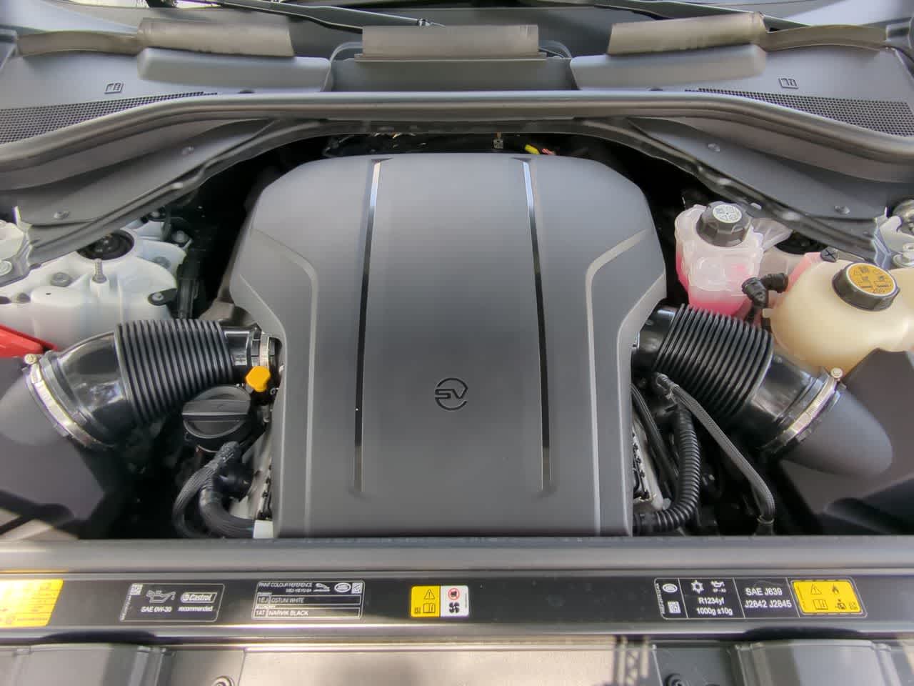 Thumbnail: 2025 Land Rover Range Rover - 15