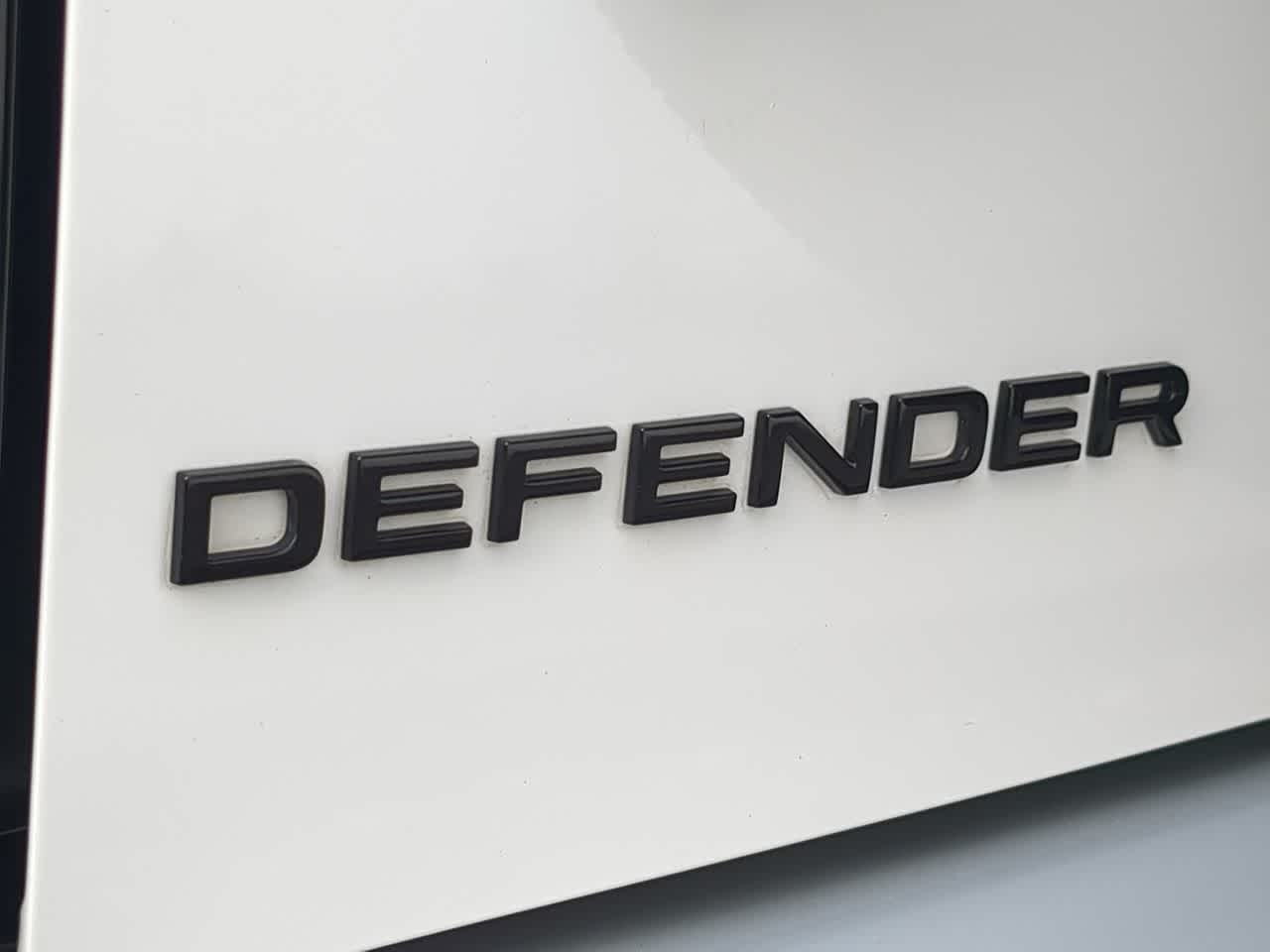 Thumbnail: 2024 Land Rover Defender - 13