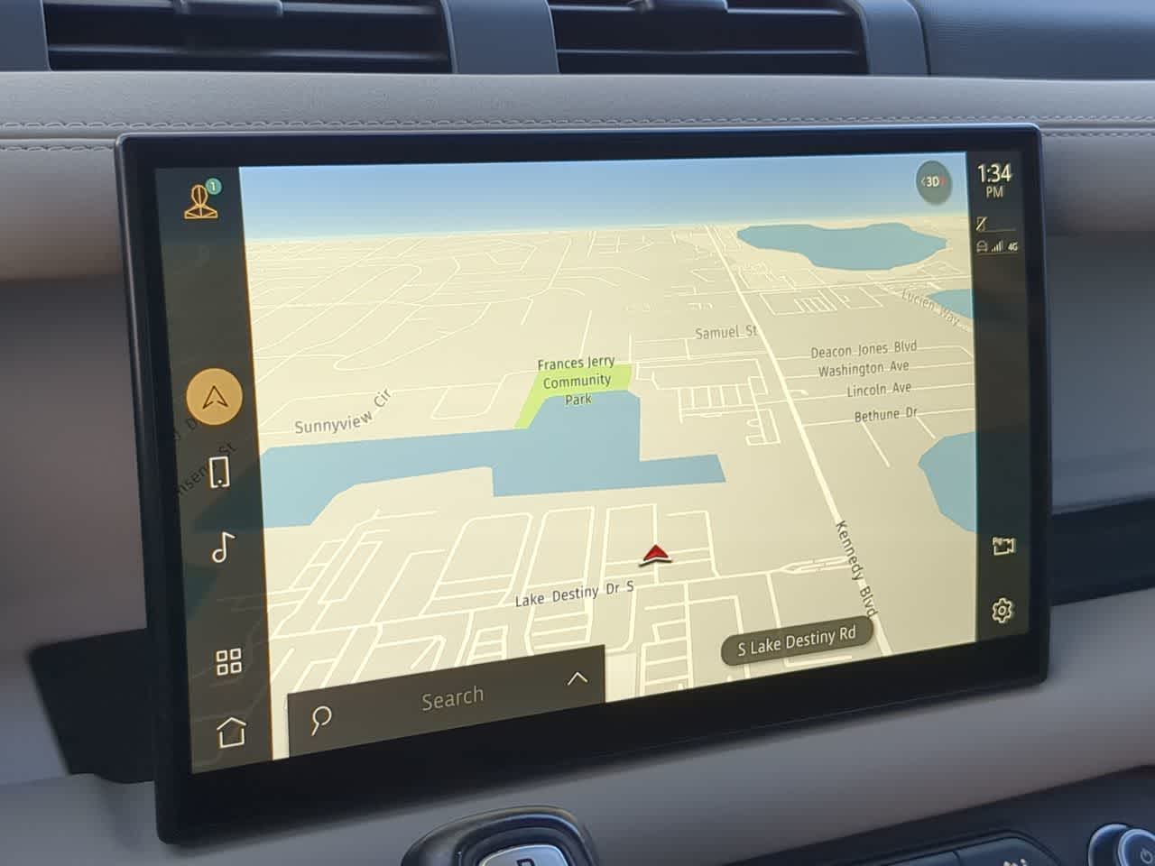 Thumbnail: 2022 Land Rover Defender - 31