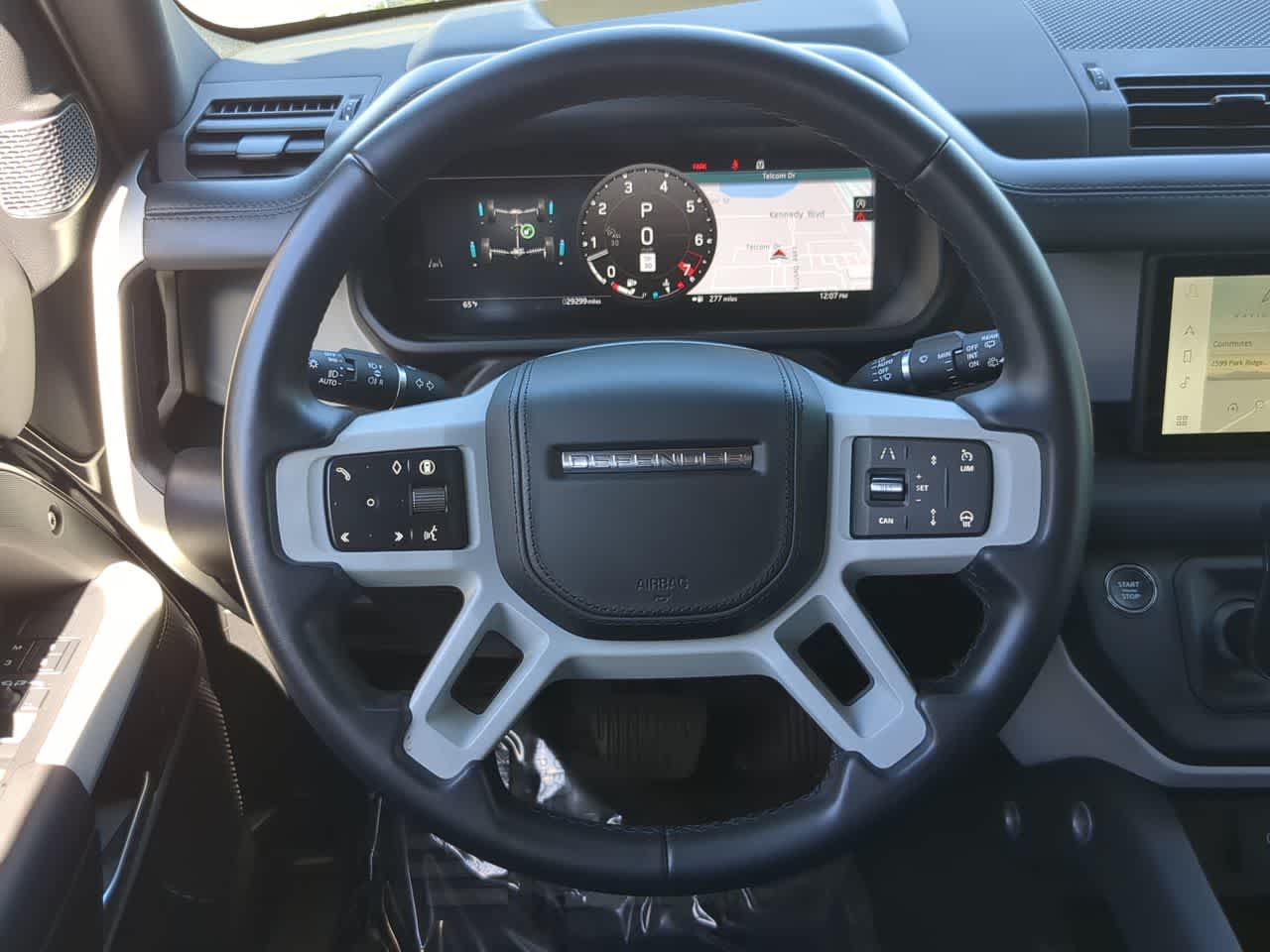 Thumbnail: 2024 Land Rover Defender - 24