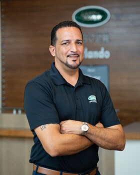 Staff member David Diaz from ID_044af7