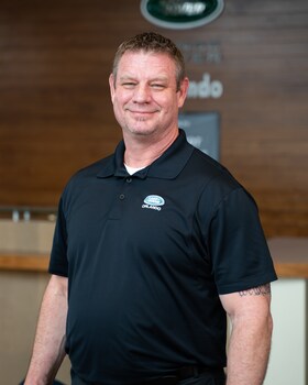 Staff member Robert Bessellieu from ID_1f27a2