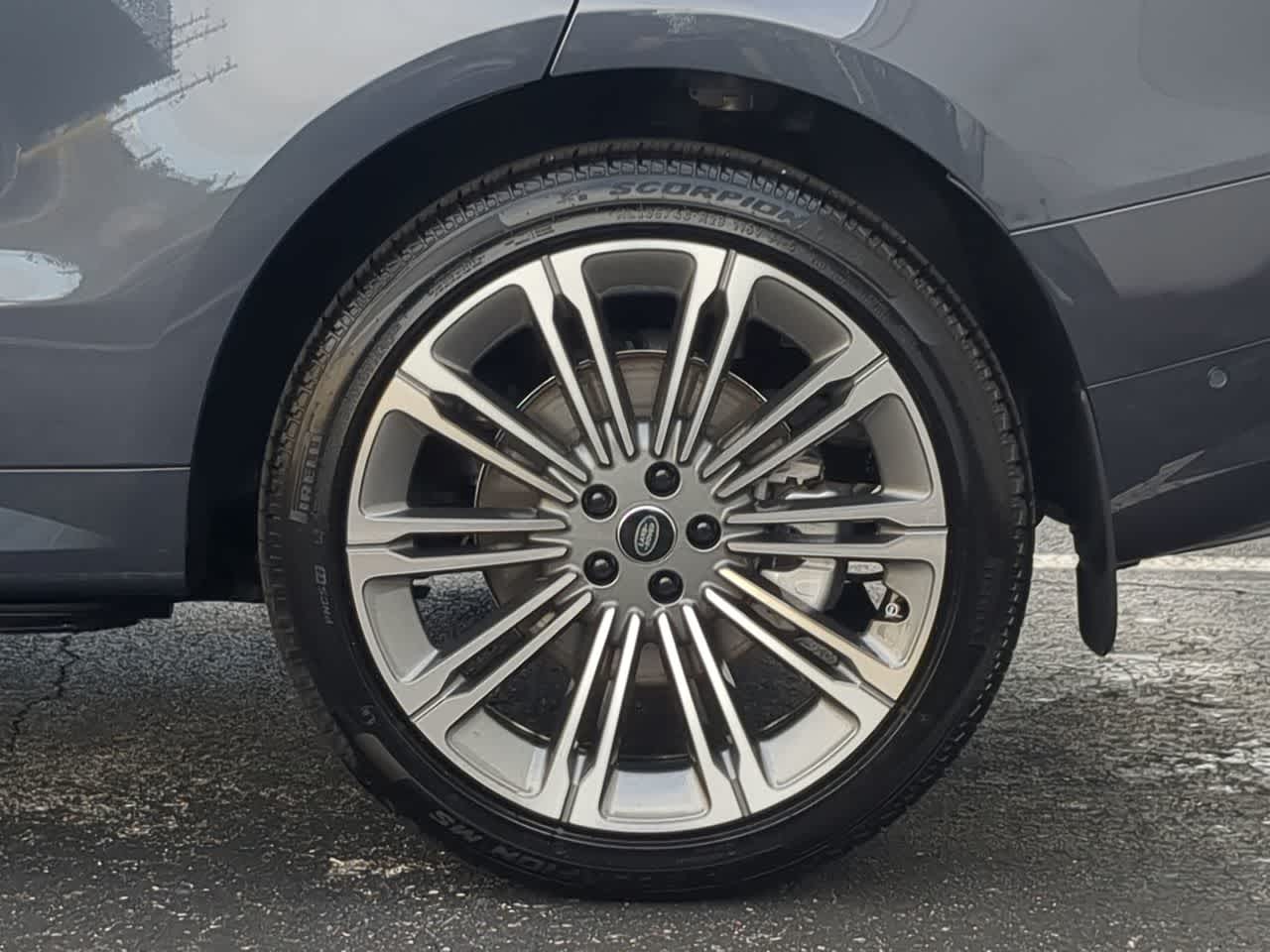 Thumbnail: 2025 Land Rover Range Rover Sport - 13