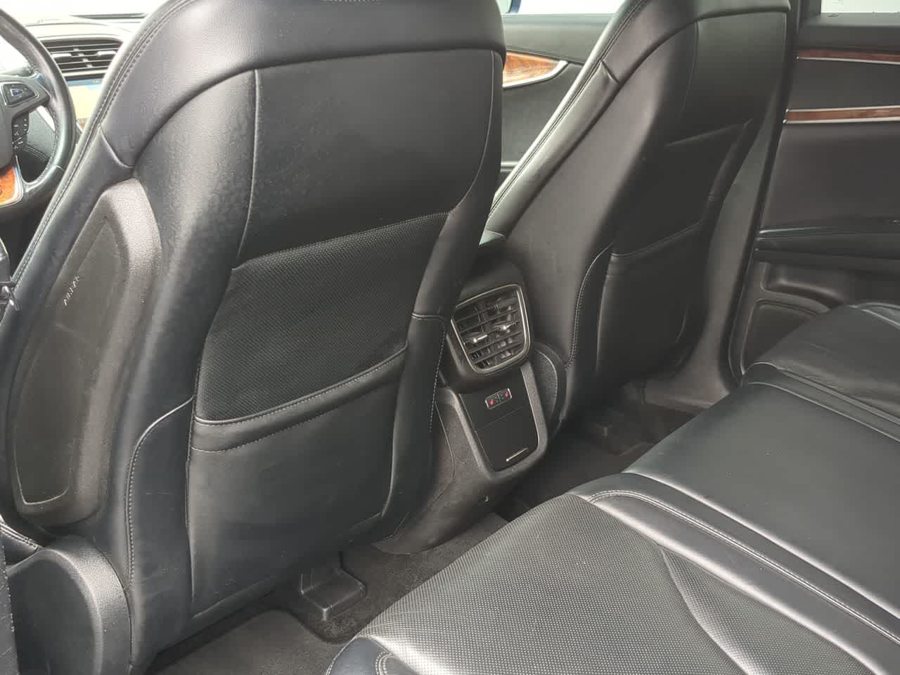 Thumbnail: 2017 Lincoln MKX - 17