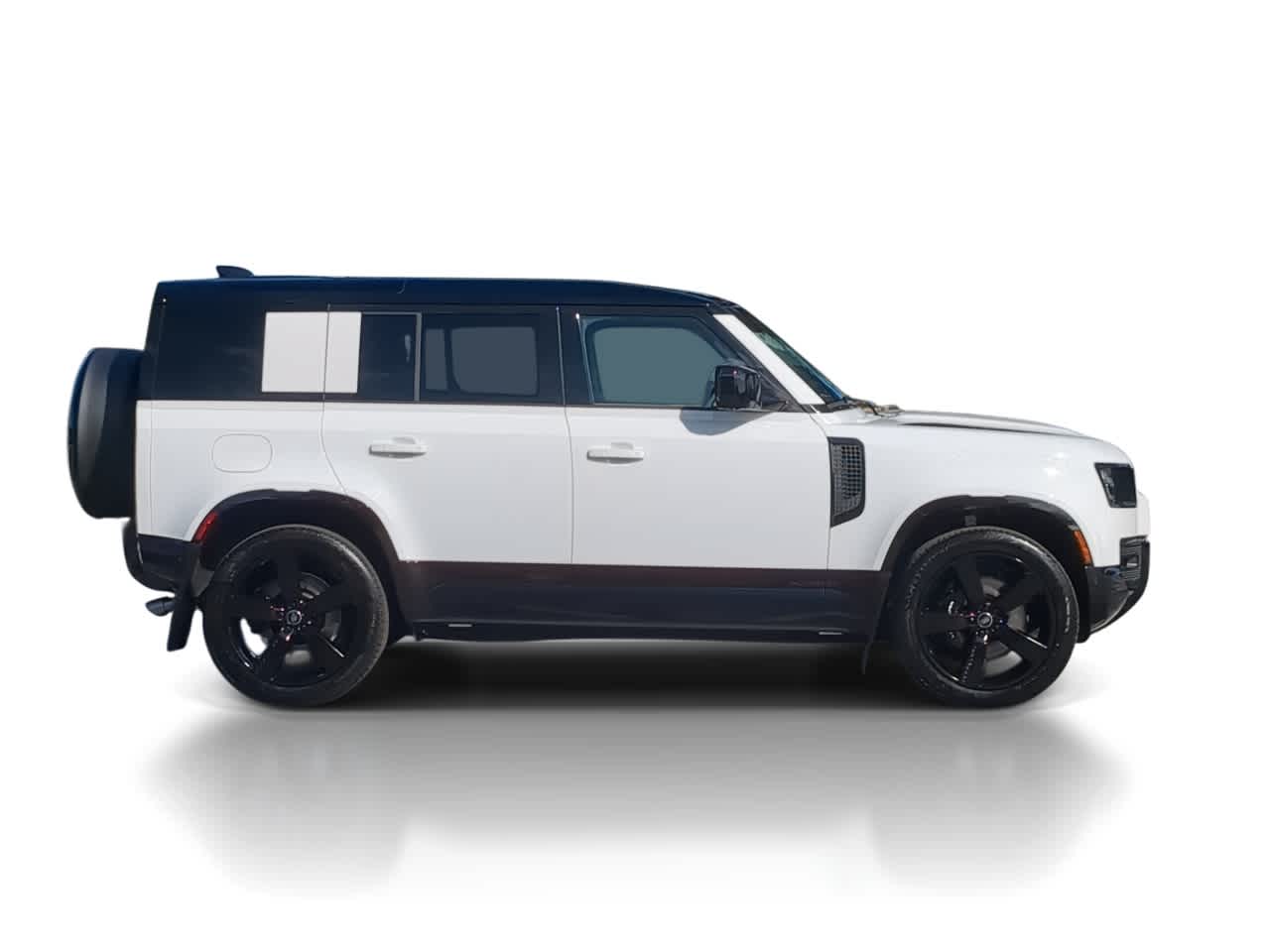 Thumbnail: 2025 Land Rover Defender - 9