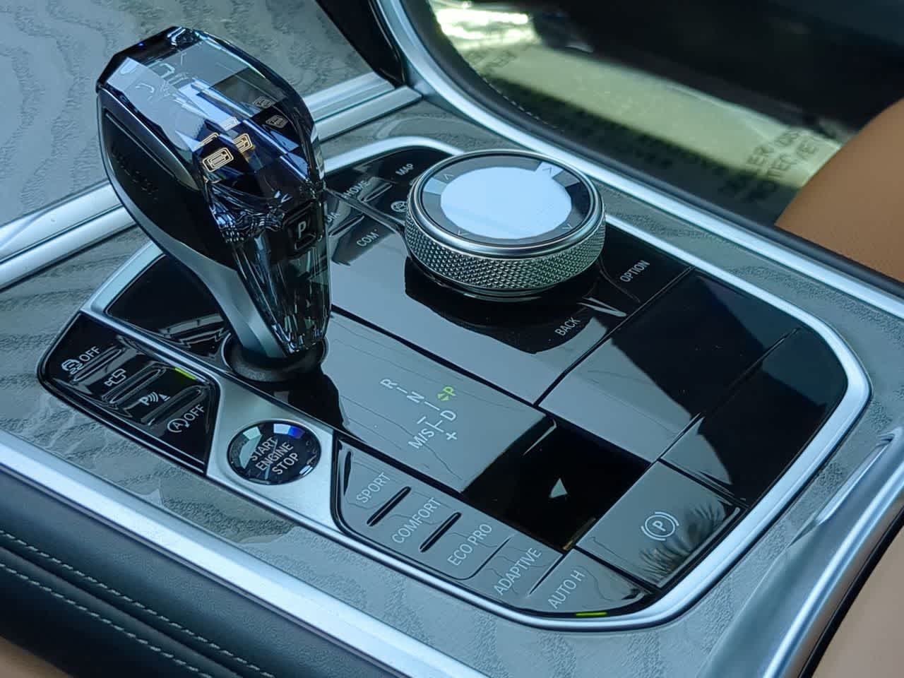 Thumbnail: 2022 BMW 8 Series - 30