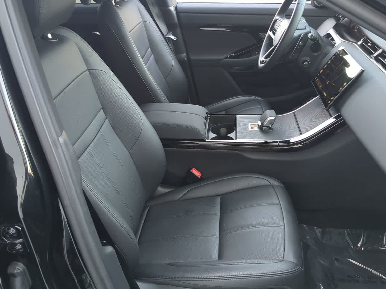 Thumbnail: 2024 Land Rover Range Rover Evoque - 23