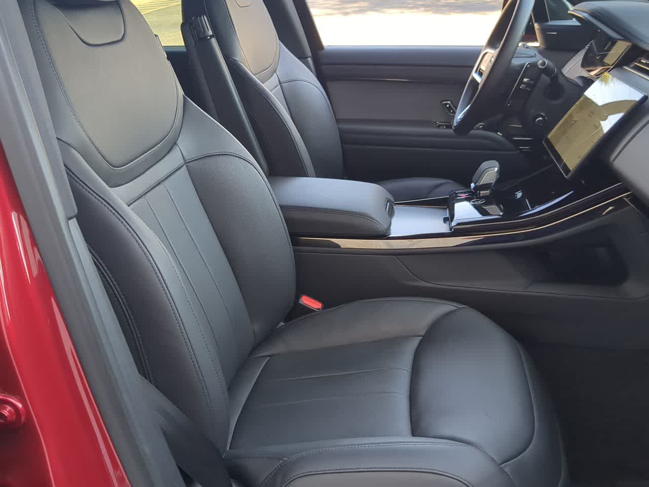 Thumbnail: 2025 Land Rover Range Rover Sport - 22