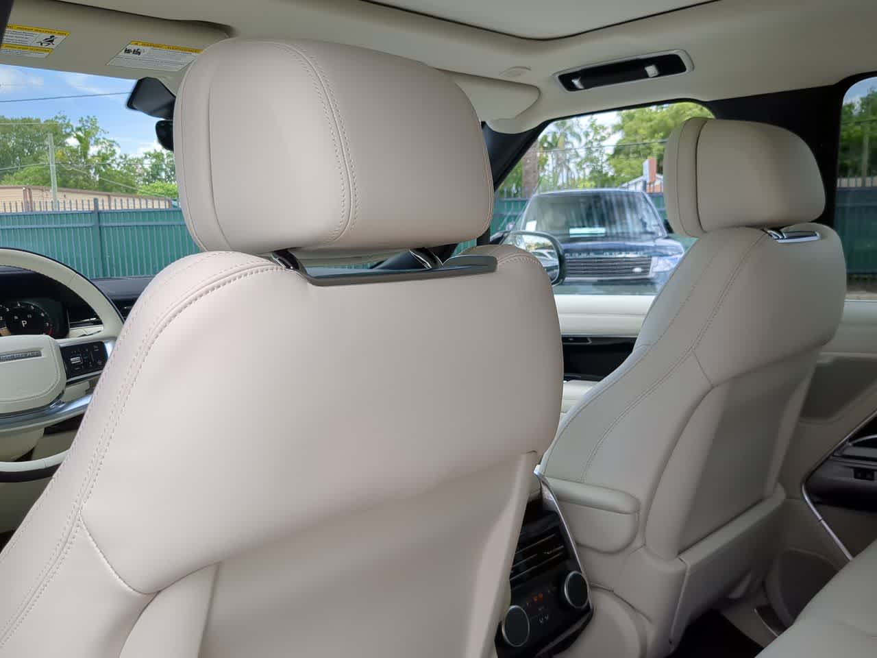 Thumbnail: 2025 Land Rover Range Rover - 17