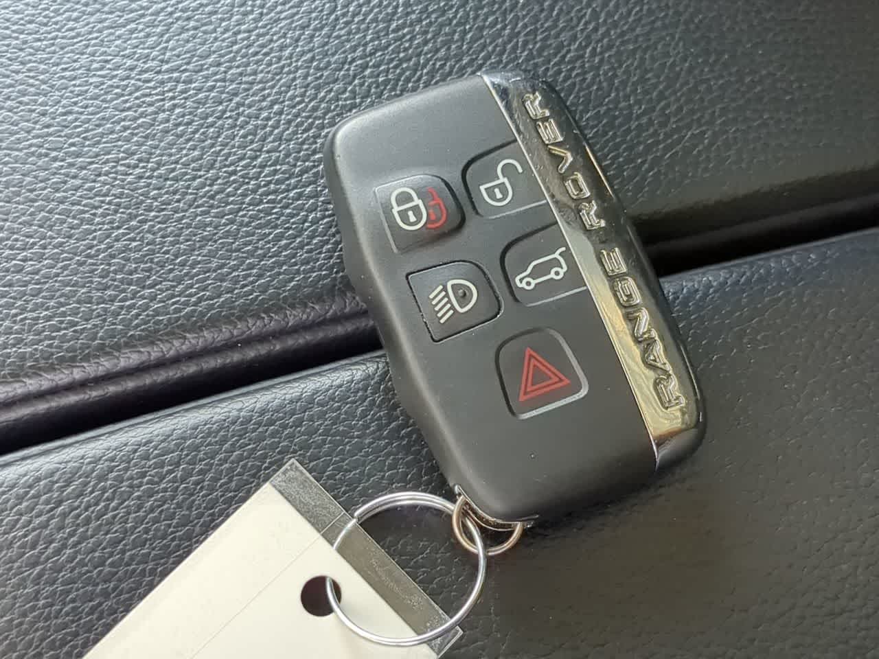 Thumbnail: 2019 Land Rover Range Rover Velar - 35