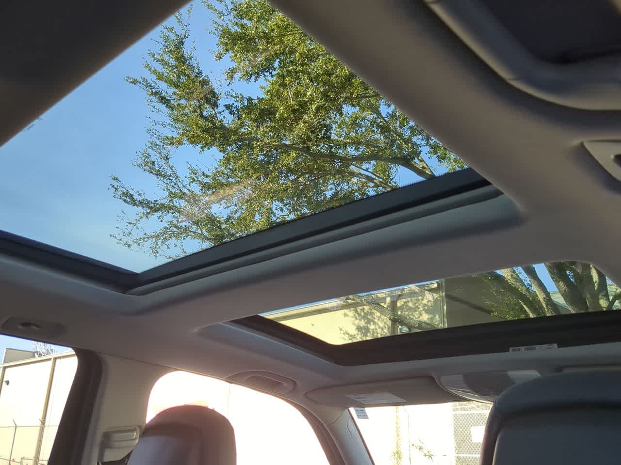 Thumbnail: 2015 Mercedes-Benz GLK - 22