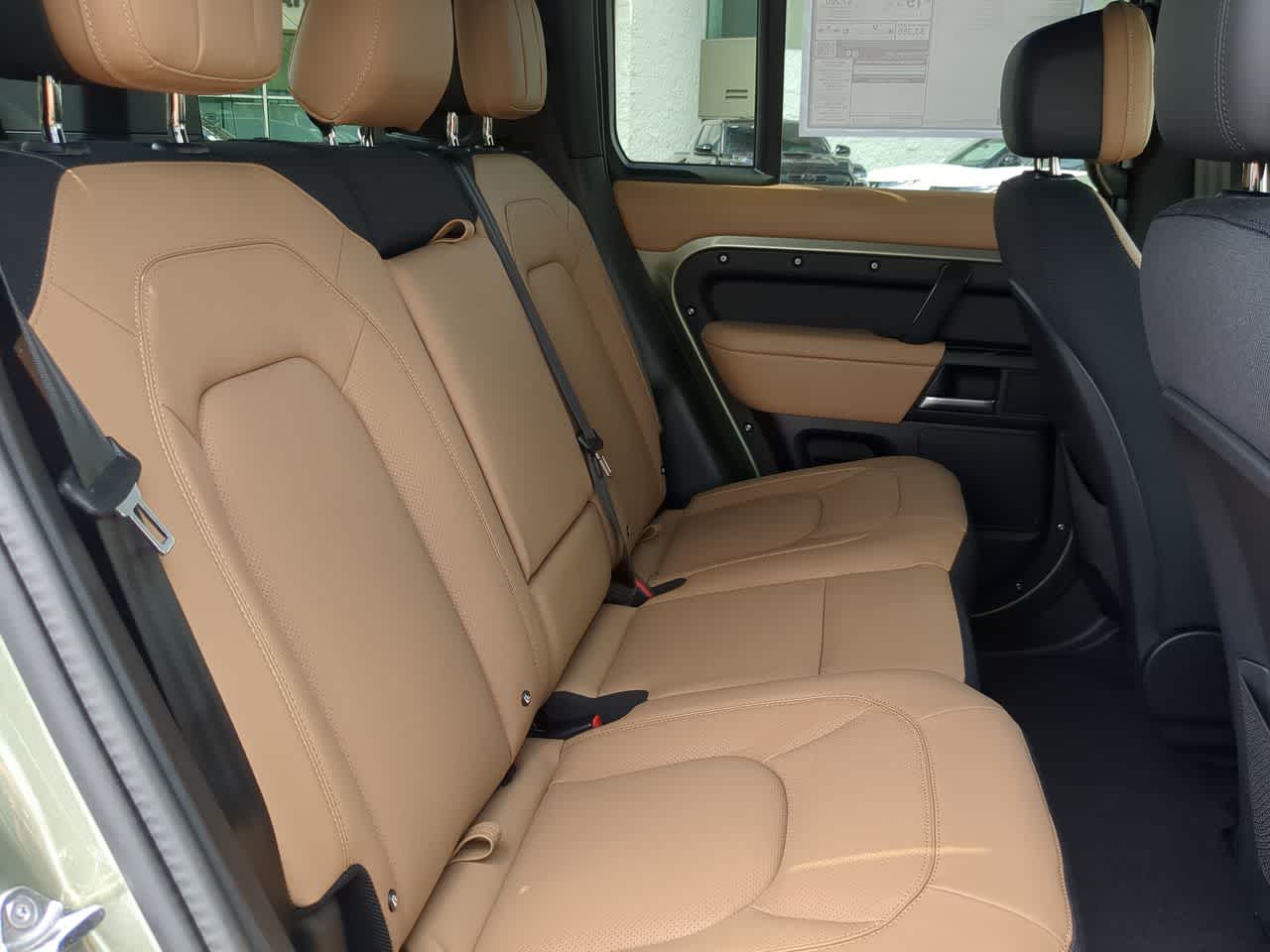 Thumbnail: 2025 Land Rover Defender - 22