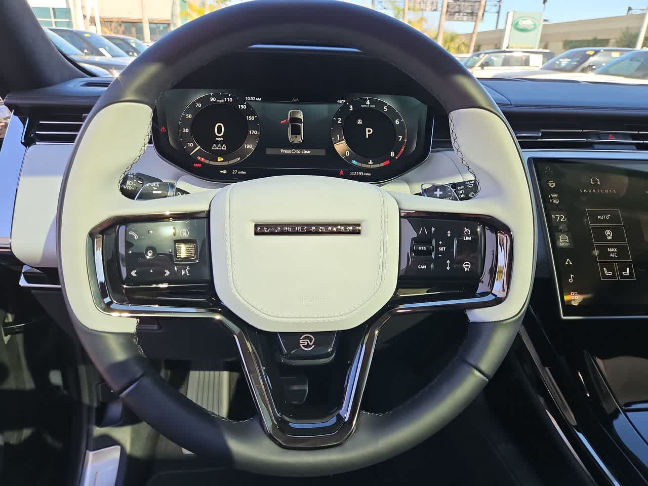 Thumbnail: 2025 Land Rover Range Rover Sport - 21