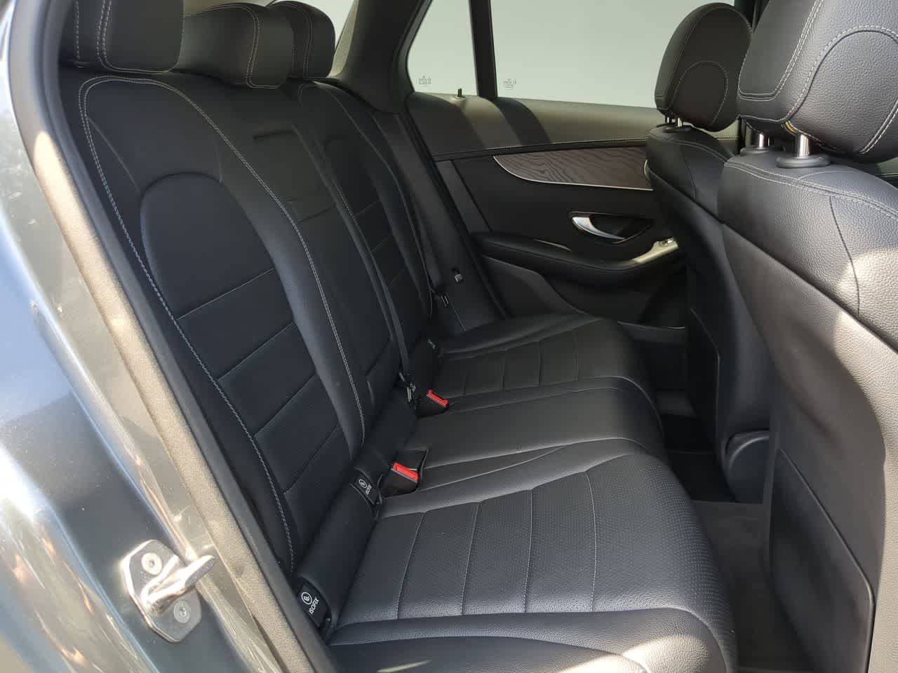 Thumbnail: 2016 Mercedes-Benz GLC - 20