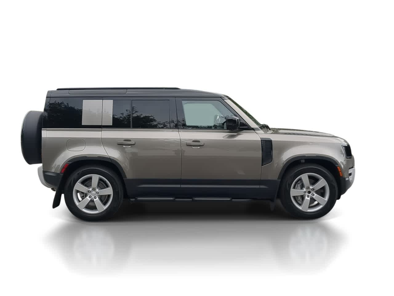 Thumbnail: 2025 Land Rover Defender - 9